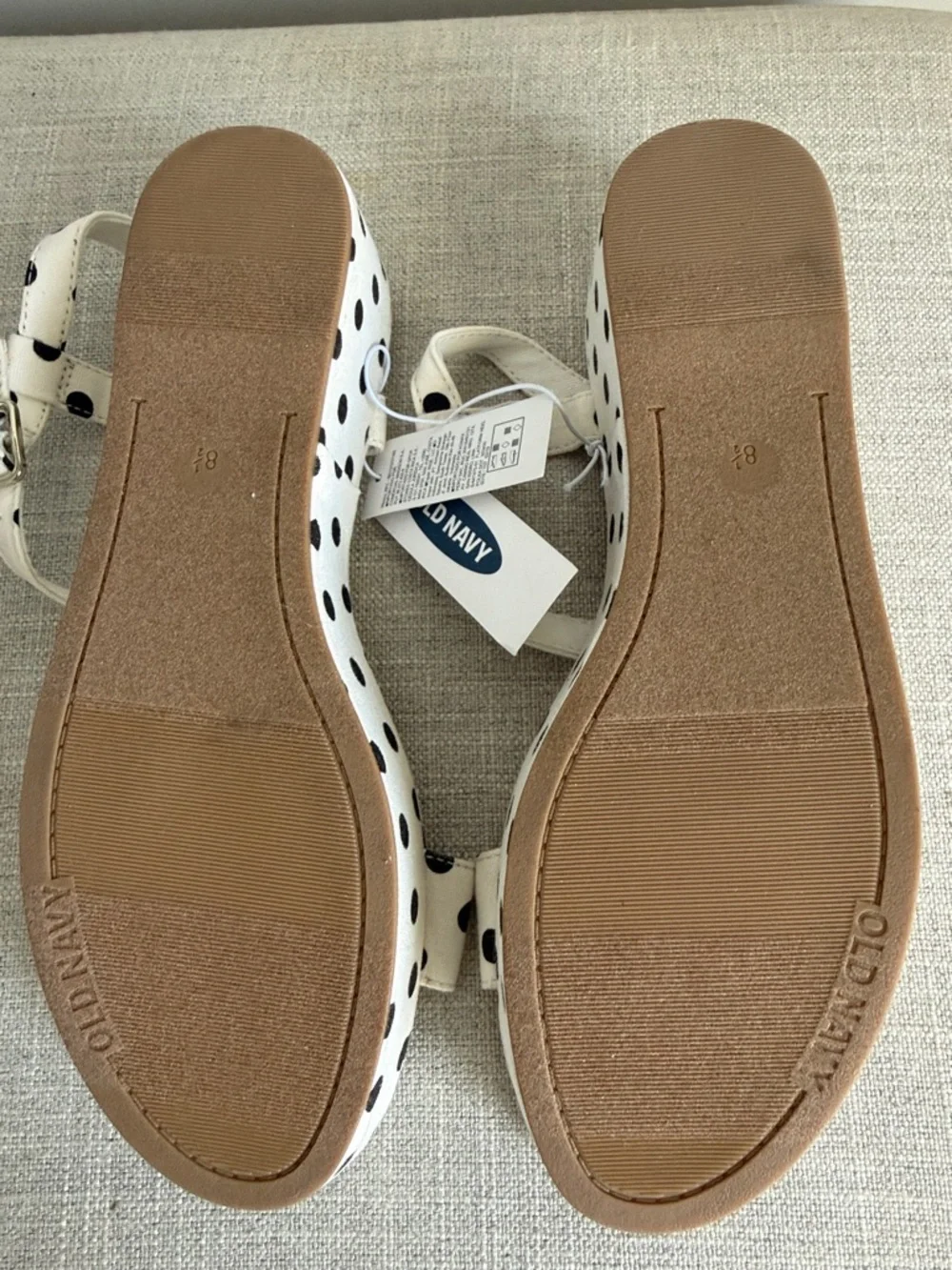 Old Navy White and Black Polka Dot Ankle Strap Sandals - Picture 4 of 5